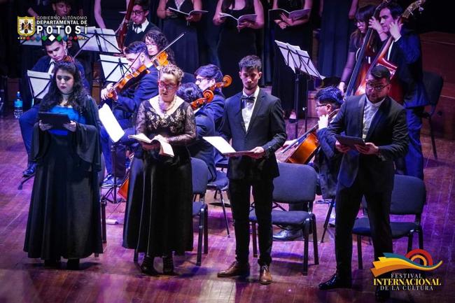 Sol Risé as soloist in Mozart's Requiem at Potosí International Culture Festival, Bolivia